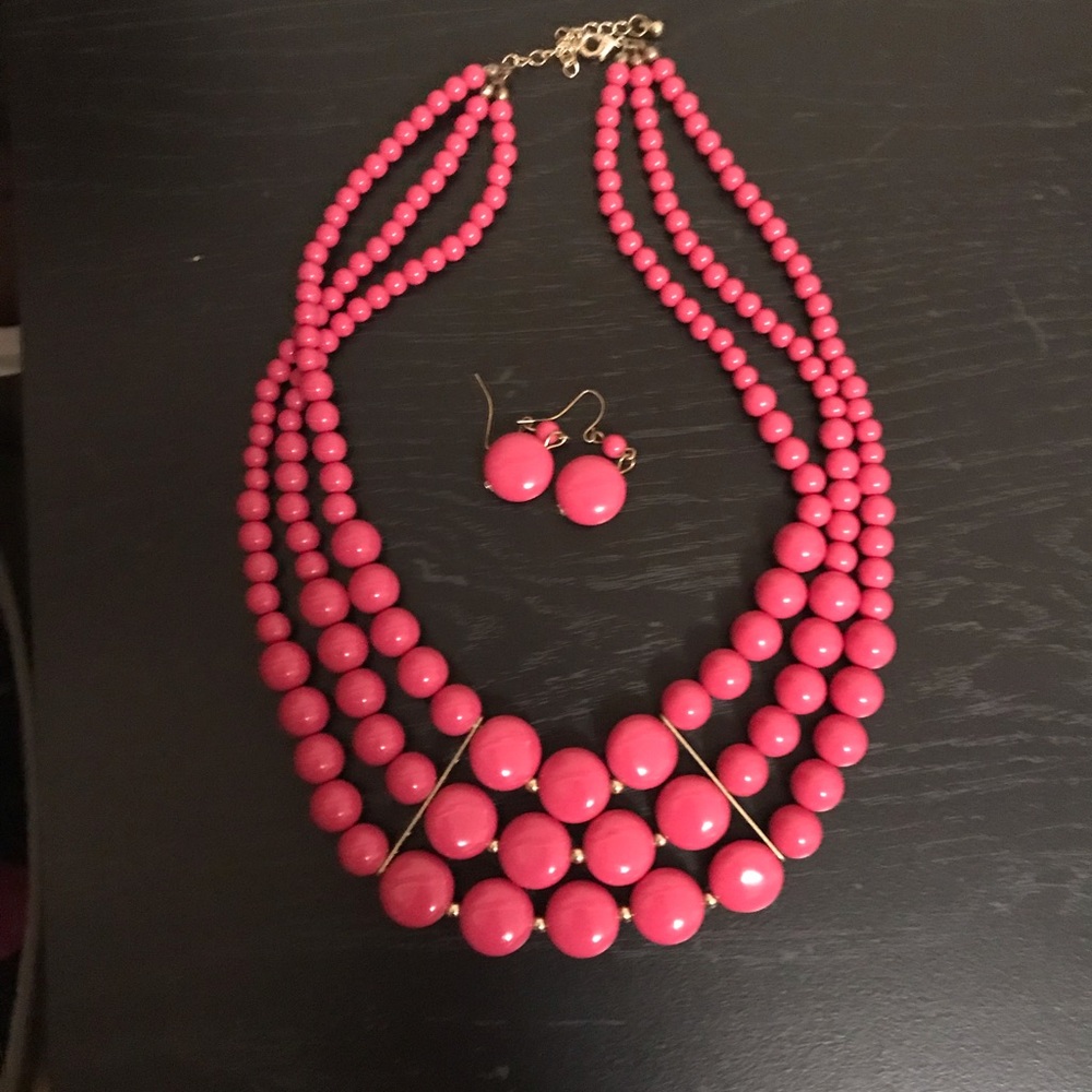 Necklace bundle - Picture 2 of 6